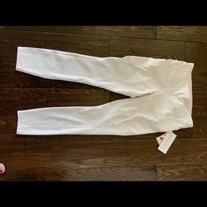 Athleta laser cut white contenders size small